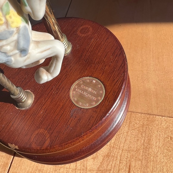 Vintage Carousel Collection - Picture 3 of 9